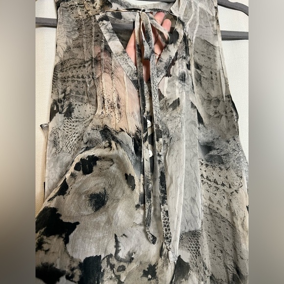 Bellatrix Sheer White and Black Rose Blouse Medium - Picture 5 of 9